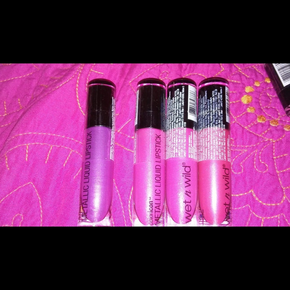 Makeup - Picture 5 of 8